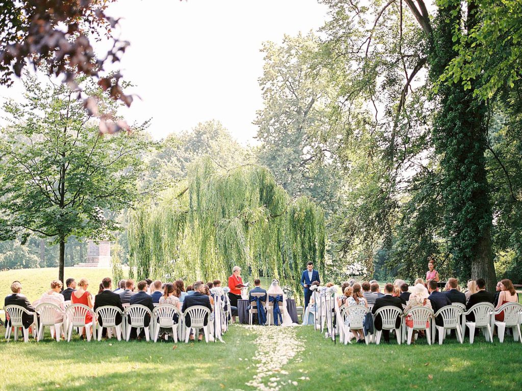 Summer greenery outdoor civil wedding ceremony in Schloss Neuhardenberg