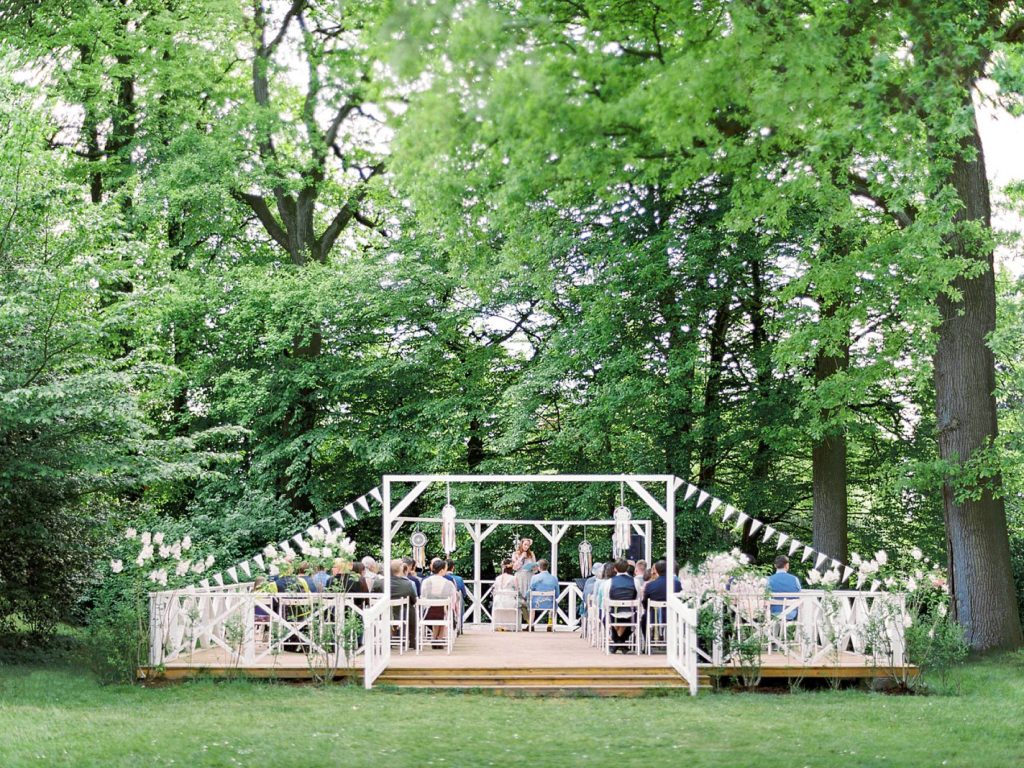 Outdoor spring wedding in Westerhof on film